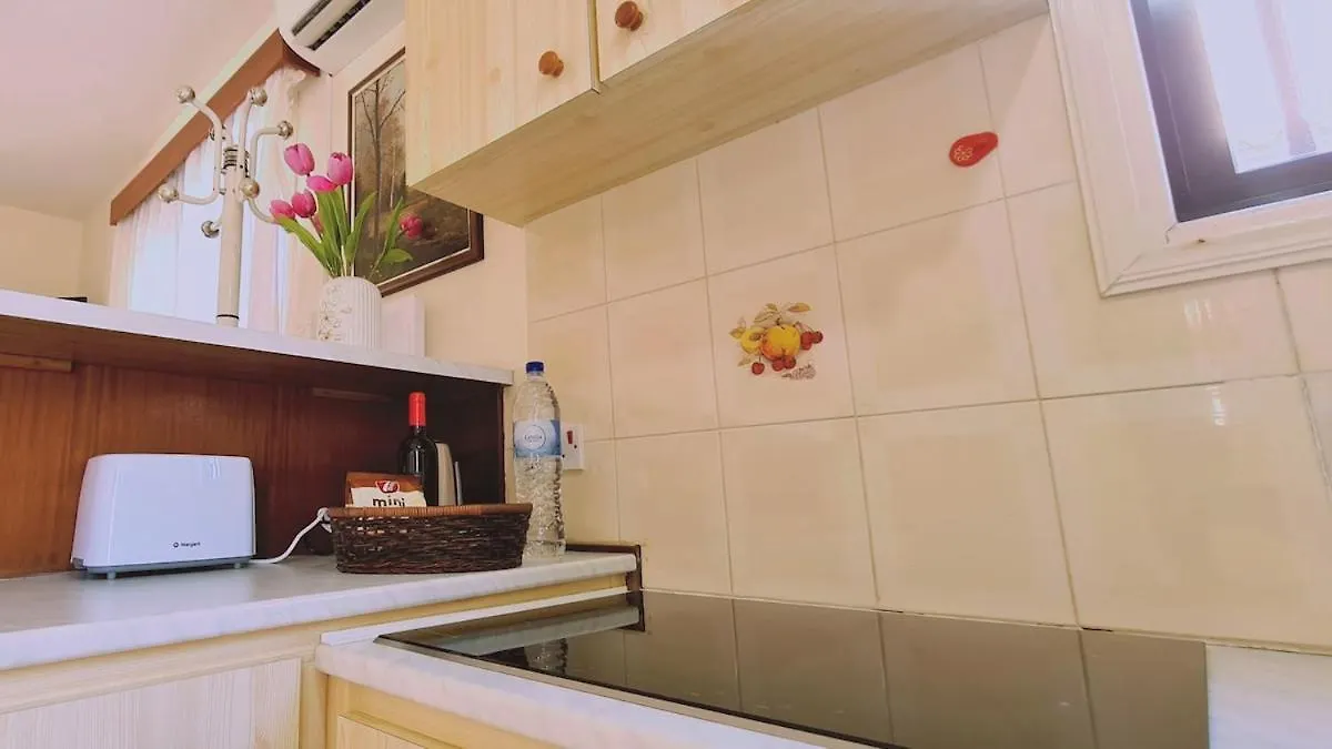 Holiday home Stay Sea Gem Apartment Meneou