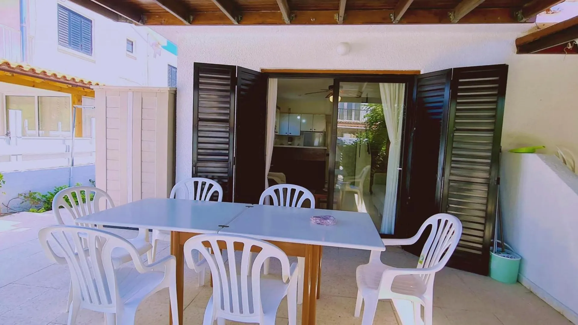 Stay Sea Gem Apartment Meneou